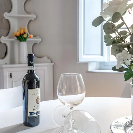 Apartamento Hostly-maison Le Vettovaglie-historical Center