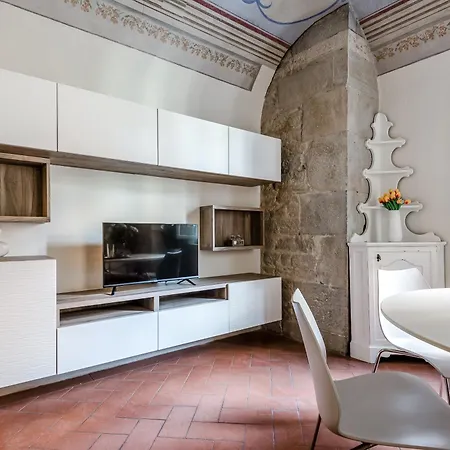 Apartamento Hostly-maison Le Vettovaglie-historical Center